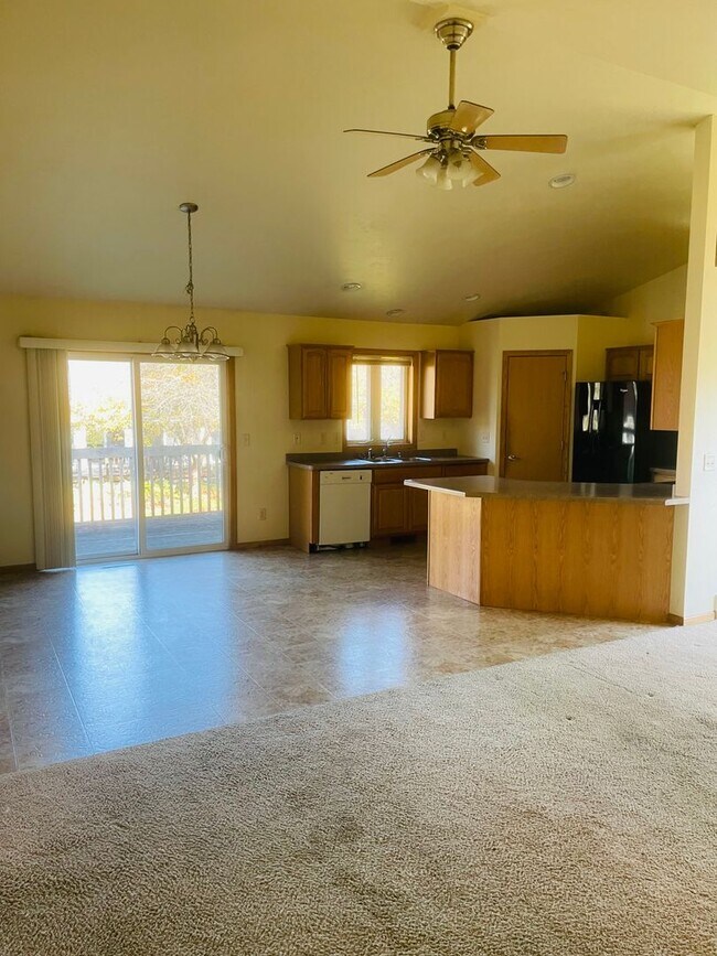 Foto del edificio - 2930 W Glenpark Dr