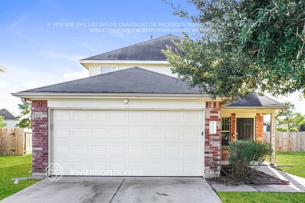 Foto principal - 16371 Royal Stone Ln