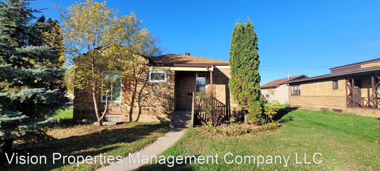 4 br, 2 bath House 1501 Bixby Ave NE House Rental in Bemidji, MN