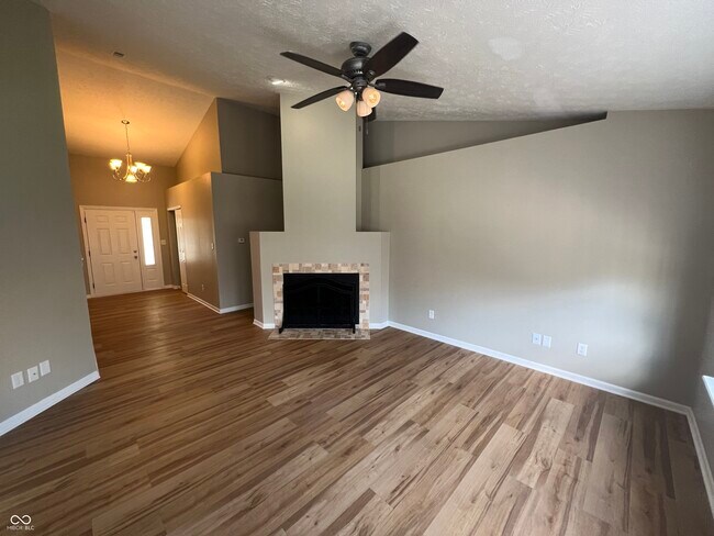 Foto del edificio - 11205 Founders Pl