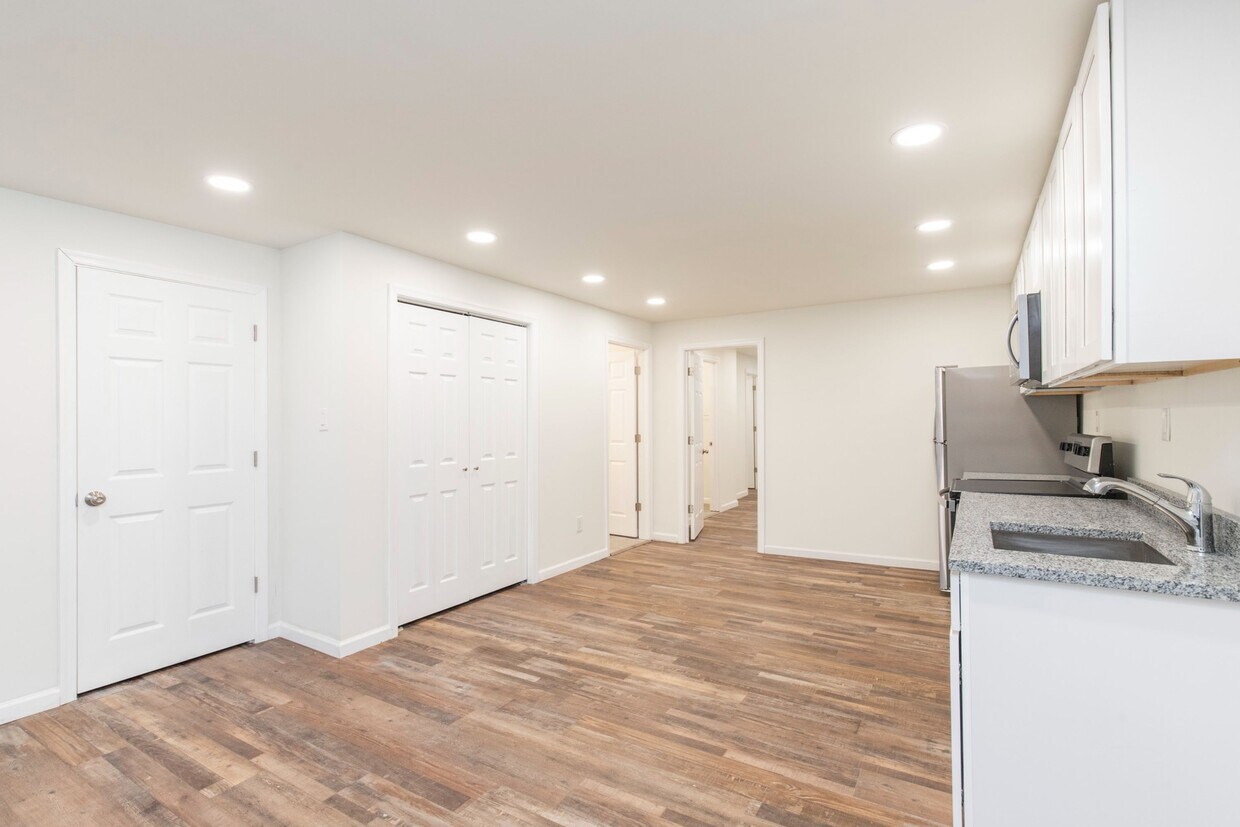 Foto principal - 2132 Grafton Dr