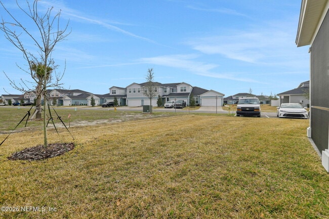 Building Photo - 365 Cherry Elm Dr