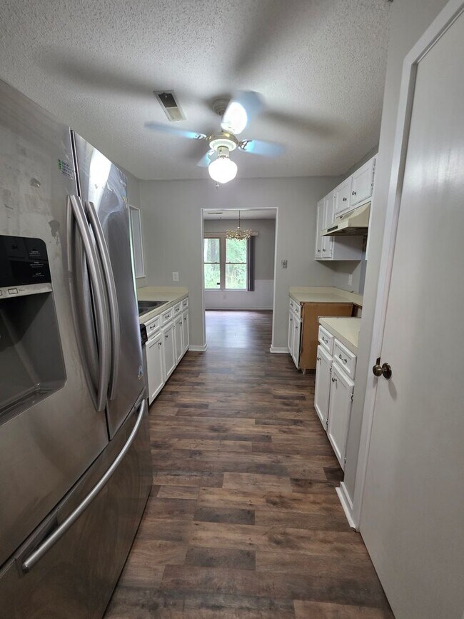Foto del edificio - 1008 Creekside Wy