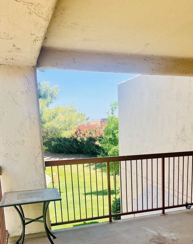 front patio - 9355 N 91st St