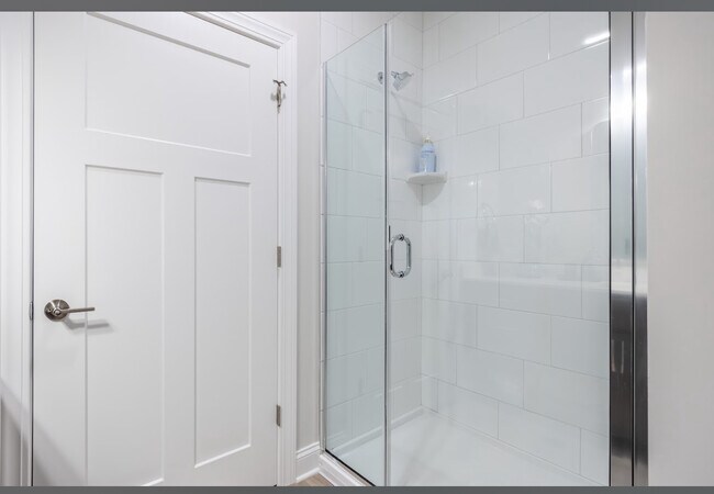 Building Photo - 5793 Greystone Dr
