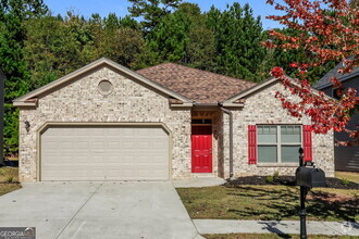 Building Photo - 3630 Lebella Ln
