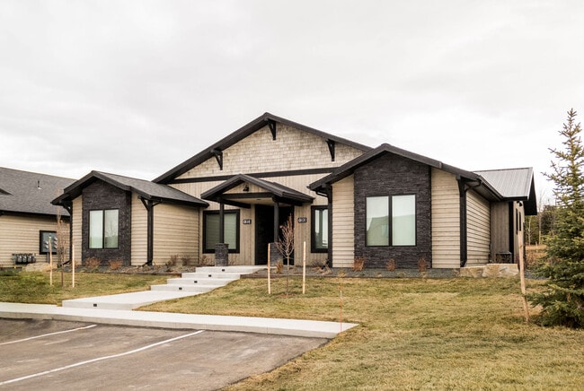 Building Photo - 434 Black Bull Trl