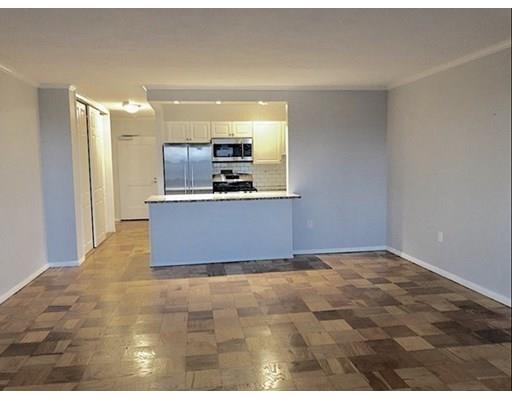 Foto del edificio - 8 Whittier Pl