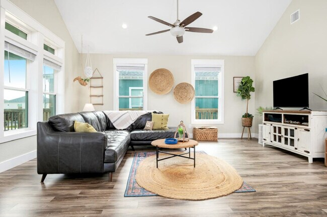 Foto del edificio - 951 Gulf Shores Dr