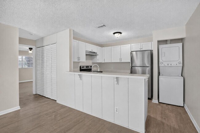 Foto del edificio - 4931 NW 94th Ter