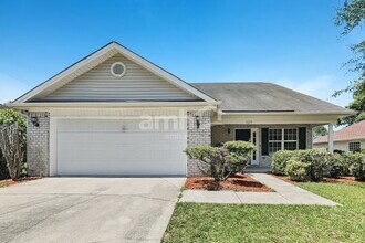 Building Photo - 1523 Bradley Blvd