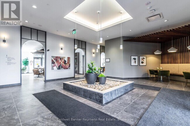 Photo du bâtiment - 525 New Dundee Rd