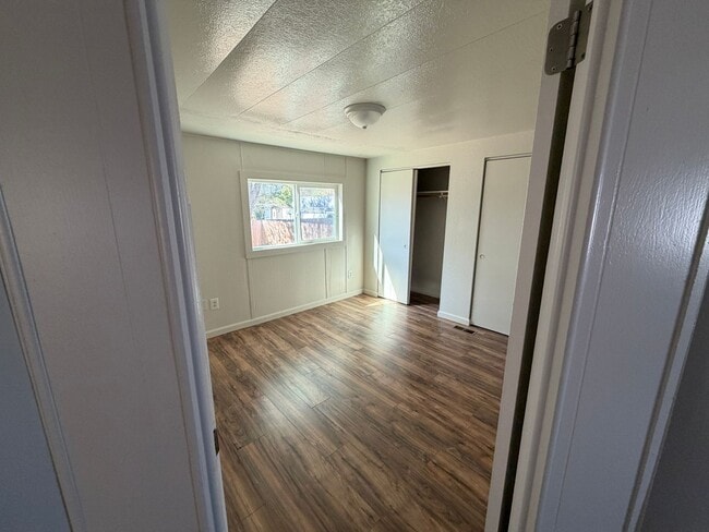 Building Photo - 2308 Airport Rd