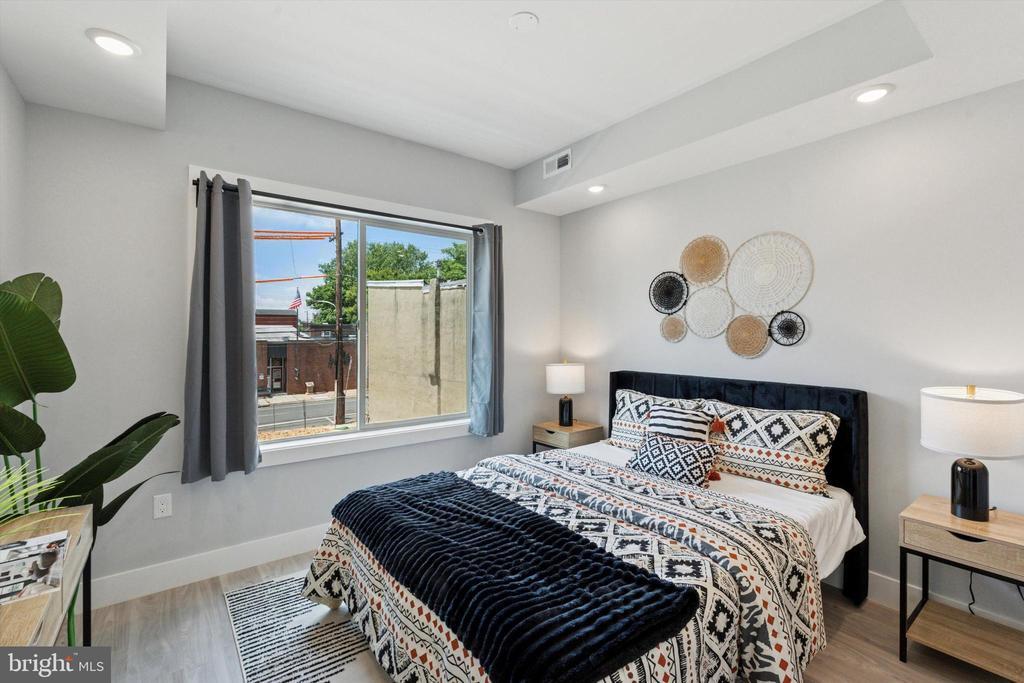 Foto principal - 2401 N 2nd St