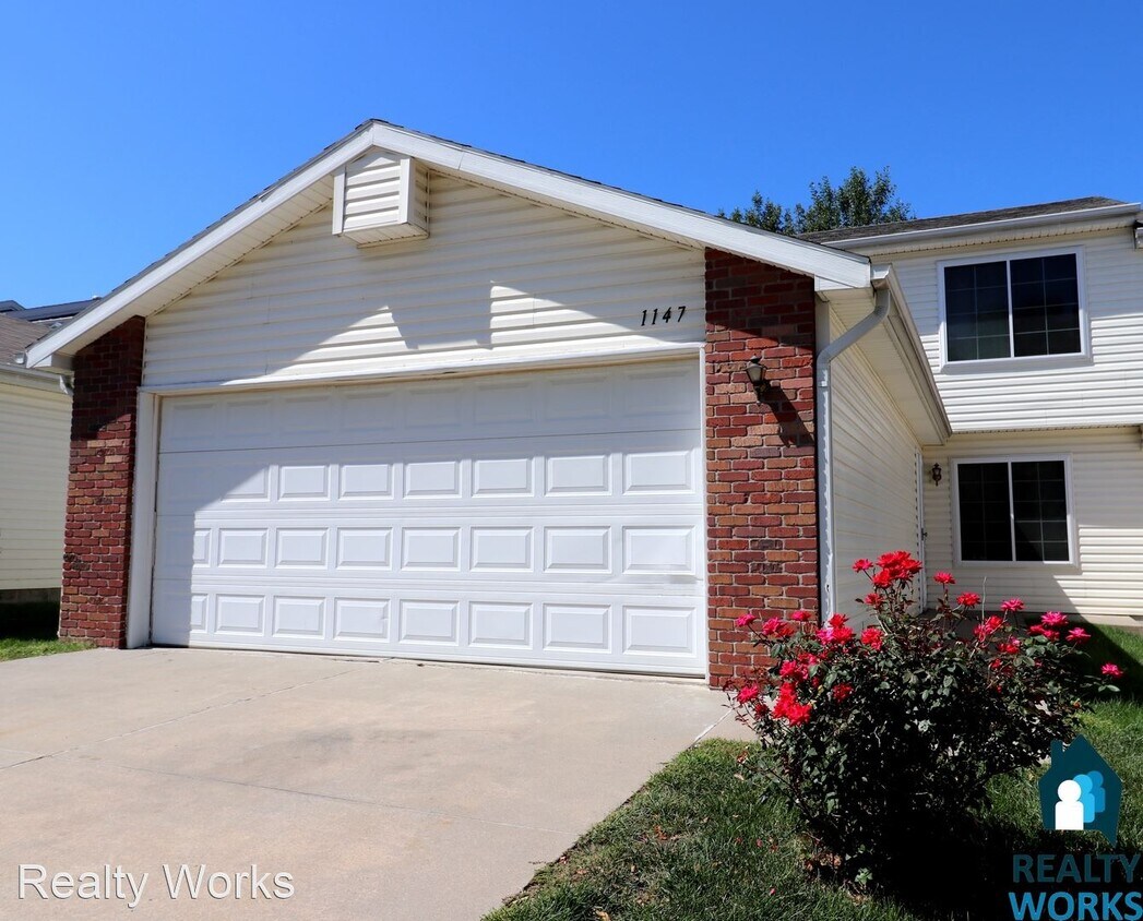 Primary Photo - 3 br, 2 bath House - 1147 Trimble