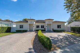 Building Photo - 1515 SW 65th Pl