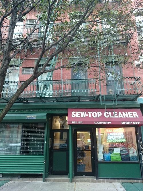 Foto del edificio - 515 E 12th St