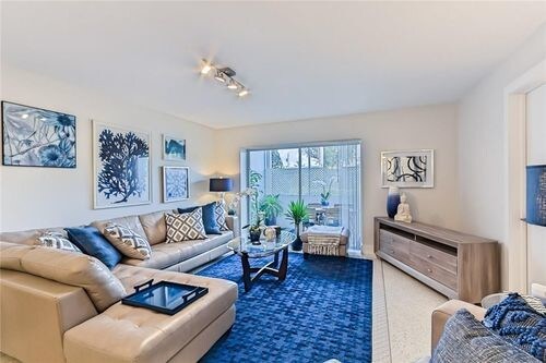 Primary Photo - 2190 NE 51st Ct