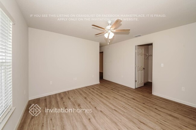 Building Photo - 9 Philmont Ln