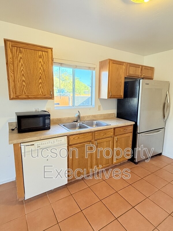 Foto del edificio - 440 E 23rd St