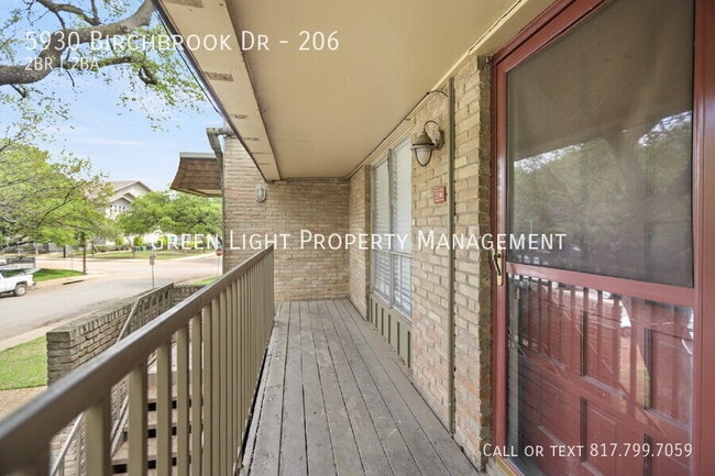 Building Photo - 5930 Birchbrook Dr