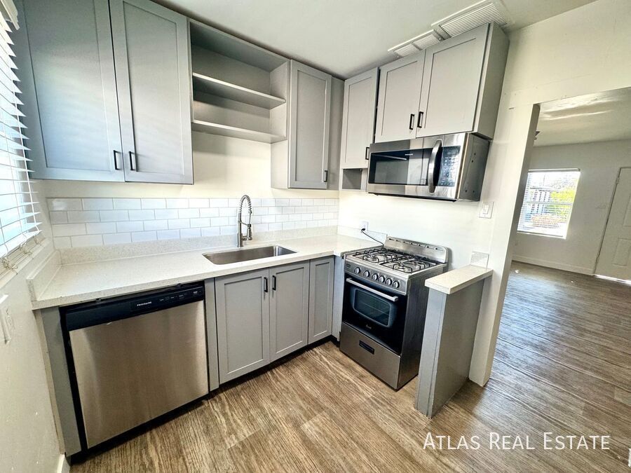 Primary Photo - TWO MONTHS FREE on Newly Renovated 2bed/1b...