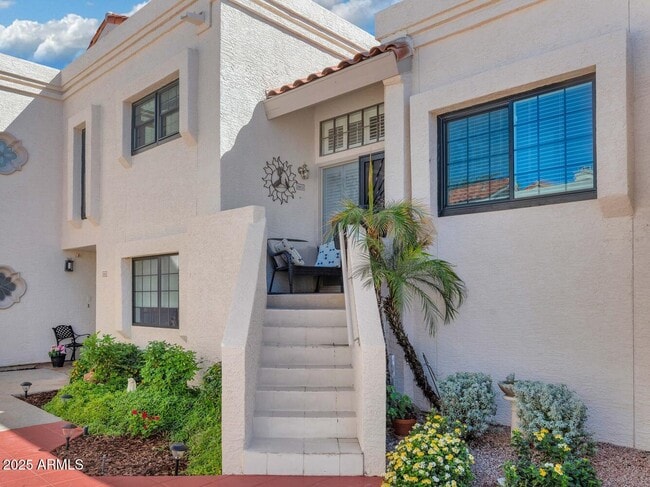Foto del edificio - 7800 E Lincoln Dr