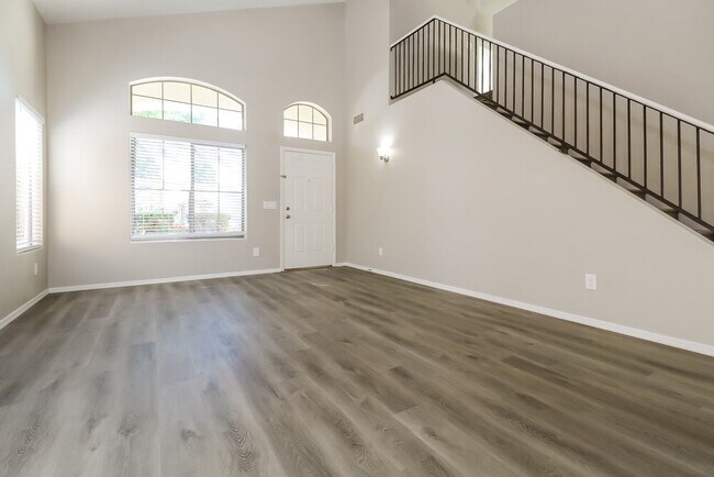 Building Photo - 12690 W Mulberry Dr