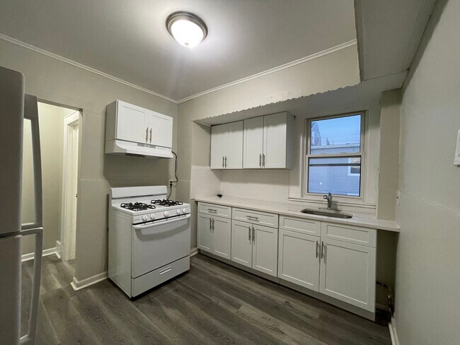 Building Photo - 117 Berkshire Pl