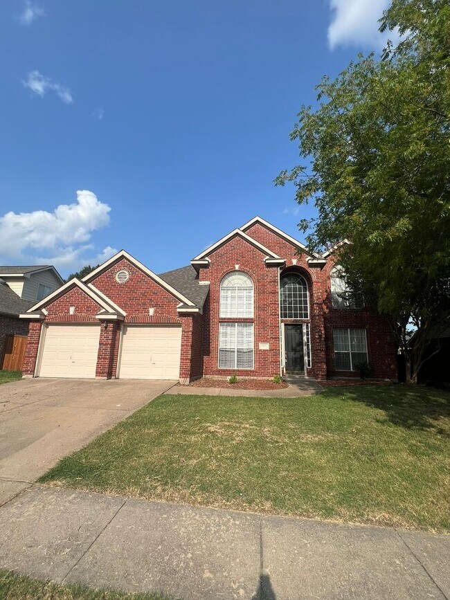 Building Photo - Custom Goodman home in Crimson Ridge w Pool!