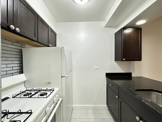 Foto del edificio - 6830 N Sheridan Rd