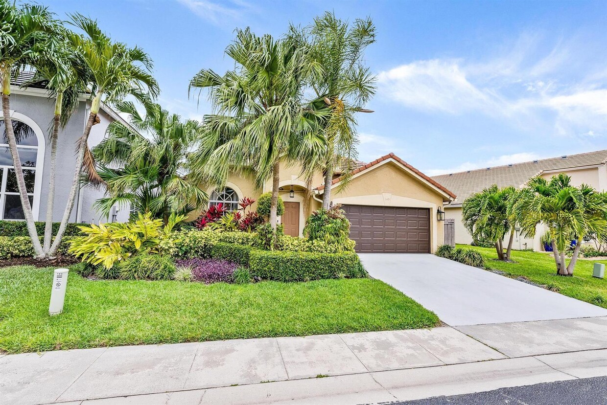 Primary Photo - 149 Cypress Cv