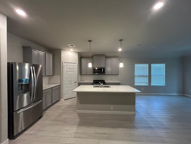 Foto del edificio - 1130 Muscadine Hollow Ln