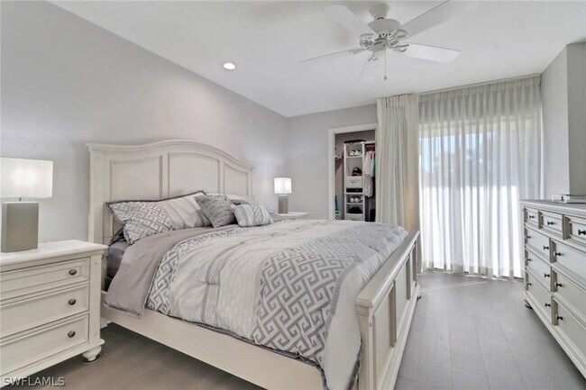 Foto del edificio - 4410 Taffrail Ln