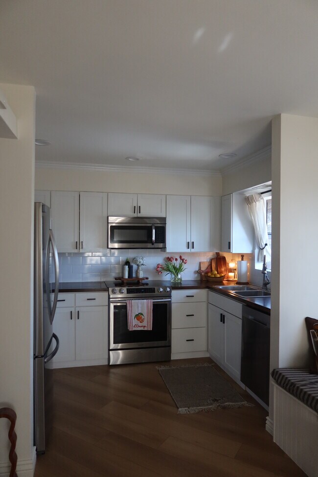 Foto del edificio - 4327 N 28th St