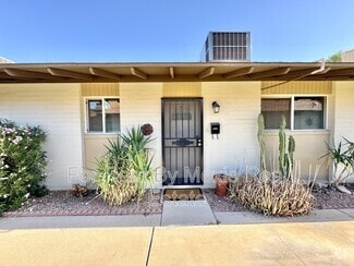 Building Photo - 6721 E McDowell Rd