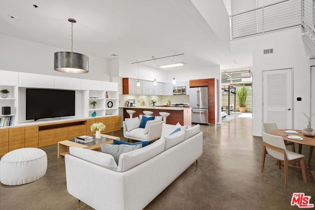 11500 Tennessee Ave Unit 127, Los Angeles, CA 90064 Apartment for