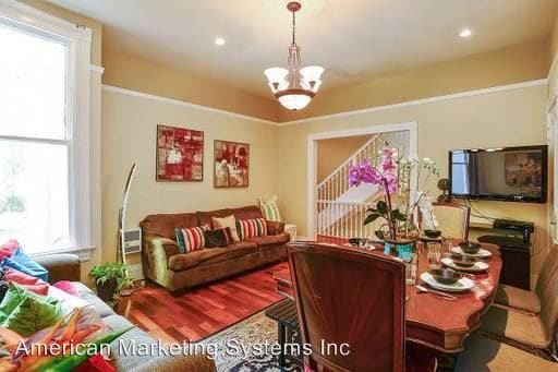 Primary Photo - 1524 Fell St