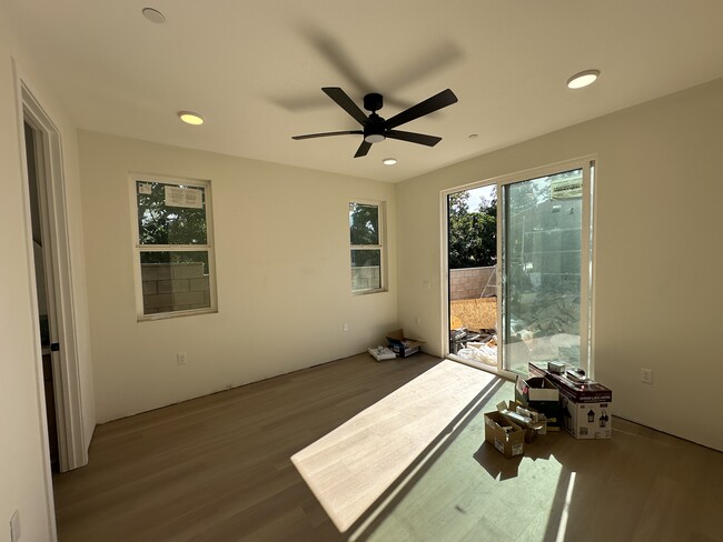 Building Photo - 9617 Monte Vista St