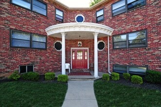 Building Photo - Samanna Apartments