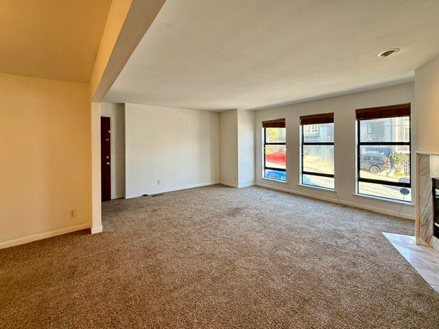 Building Photo - 747 43rd Ave