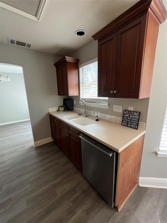 Building Photo - 1706 Blue Bell Dr