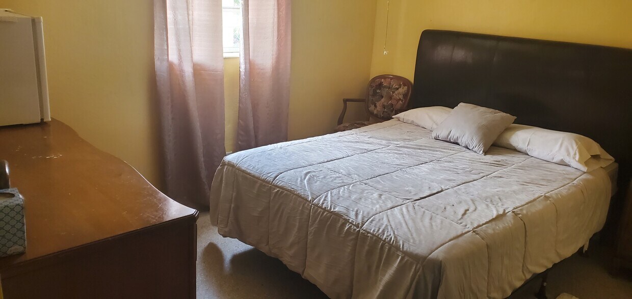 Foto principal - 1600 SW 68th Way