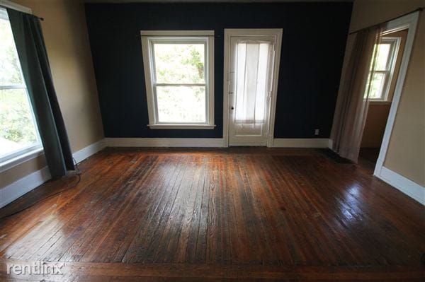 Building Photo - 1015 Fremont Ave NW