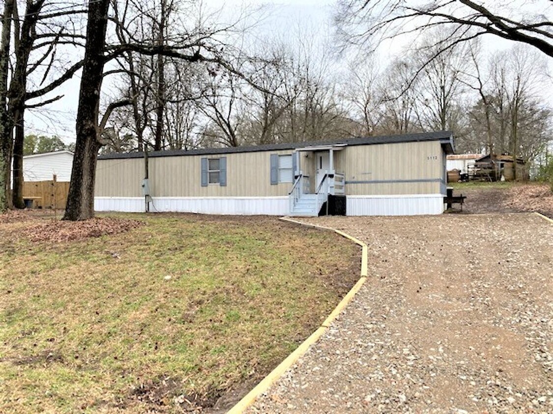 Primary Photo - Matthews - 100% Remodeled, 2 Bedroom Home!