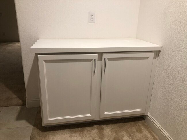 Foto del edificio - 8418 Everson Ln