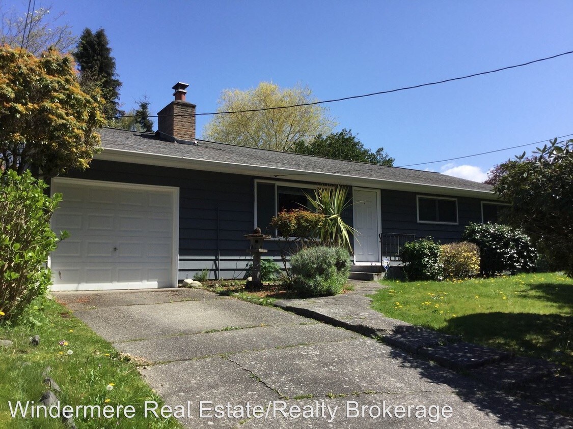 Primary Photo - 3 br, 1 bath House - 539 3rd Ave S