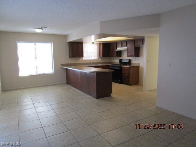 Building Photo - 6800 W Accent Ct