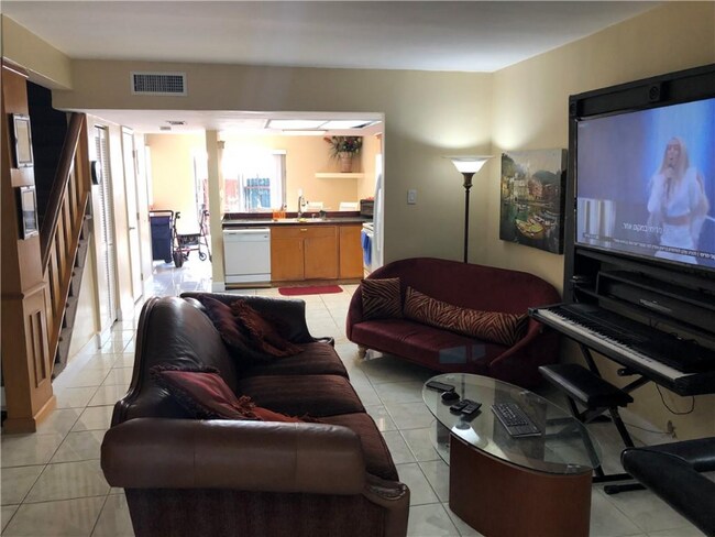 Foto del edificio - 5291 SW 40th Ave