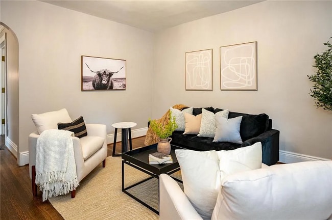 Building Photo - 1 Bly St